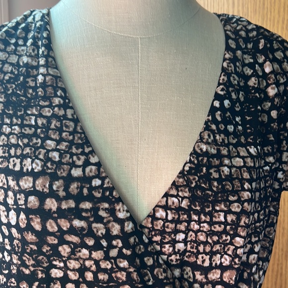 Worthington Animal Print Blouse. - Picture 9 of 9